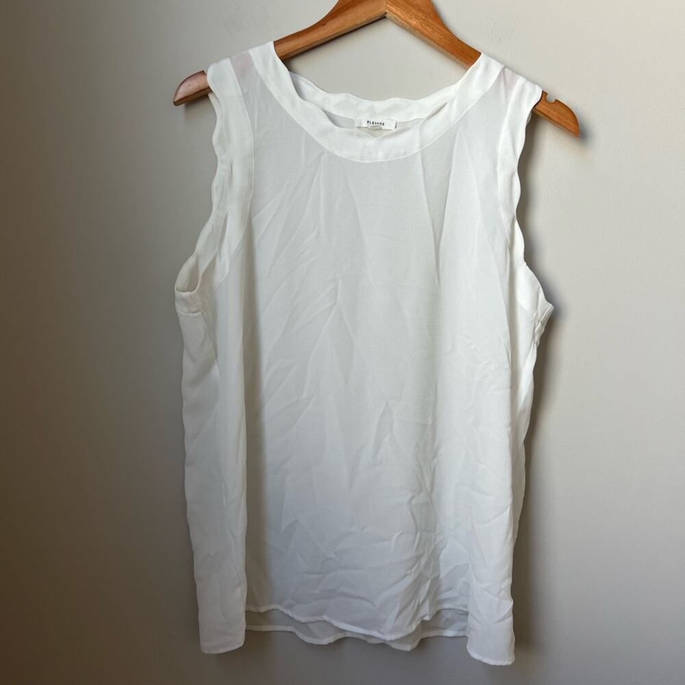 Pleione White Sleeveless Blouse Size L